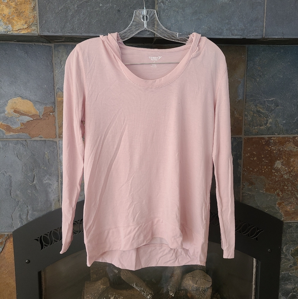 3/$15 CLEARANCE Old Navy Light pink Scoop Neck Go-Dry hooded long sleeve top SP